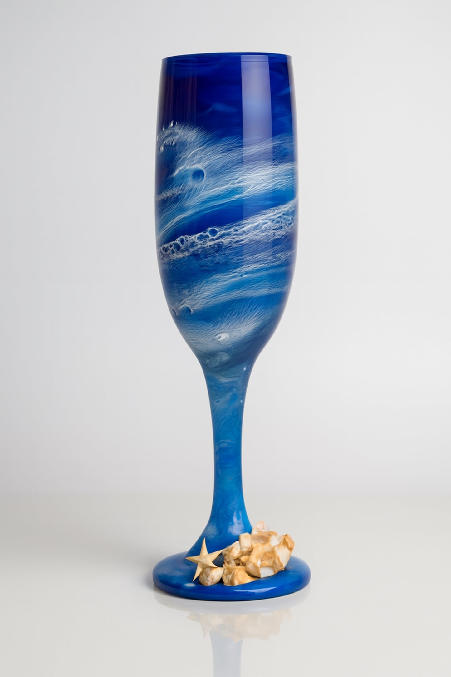 Artisan Shoreline Surf and Shells Wine Glasses & Drinkware