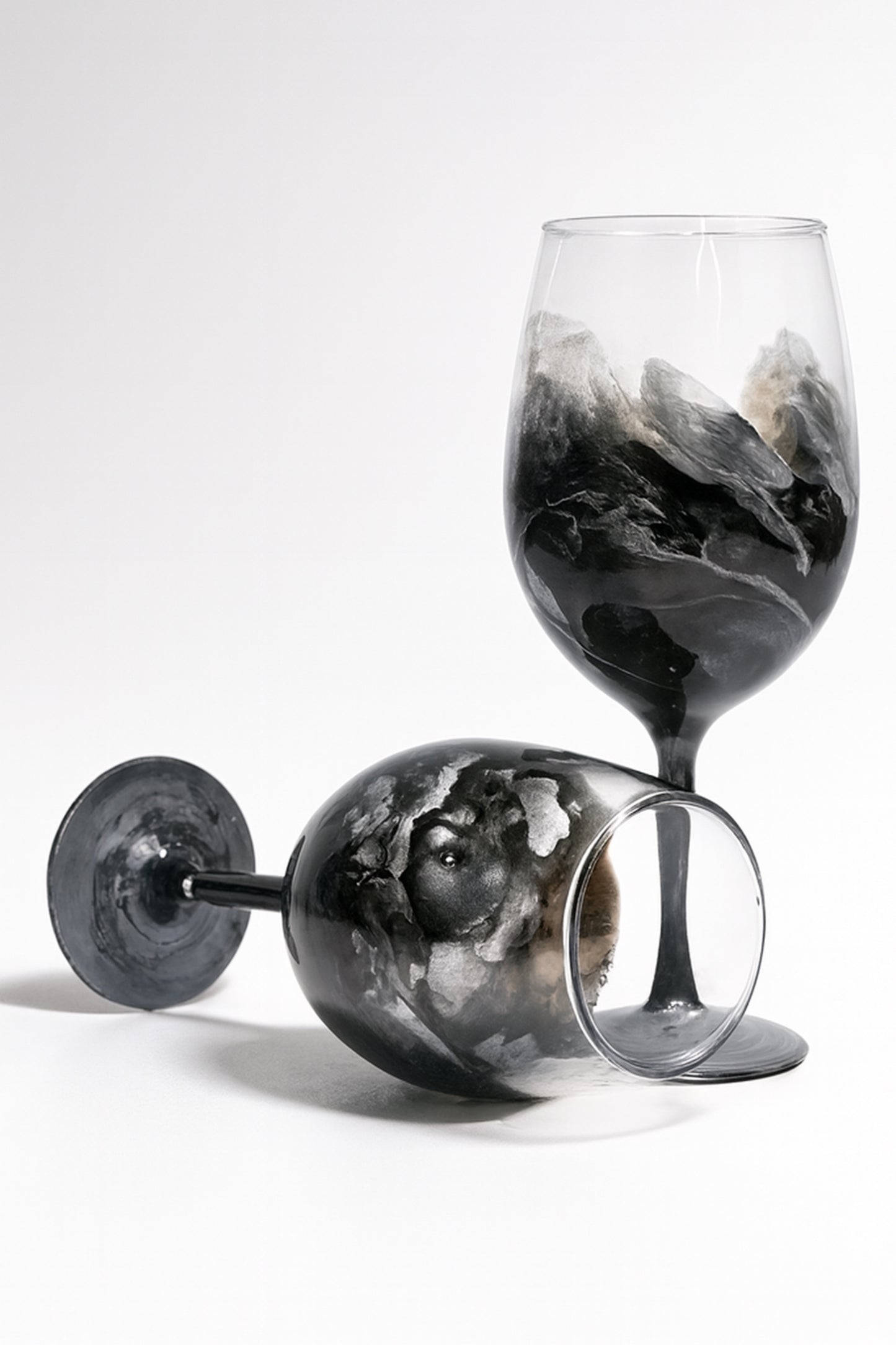 Artisan Urban Chic Wine Glasses & Drinkware