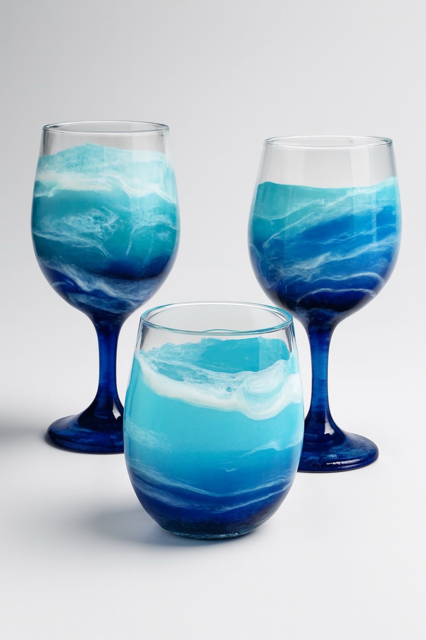 Artisan Bahama Breeze Wine Glasses & Drinkware