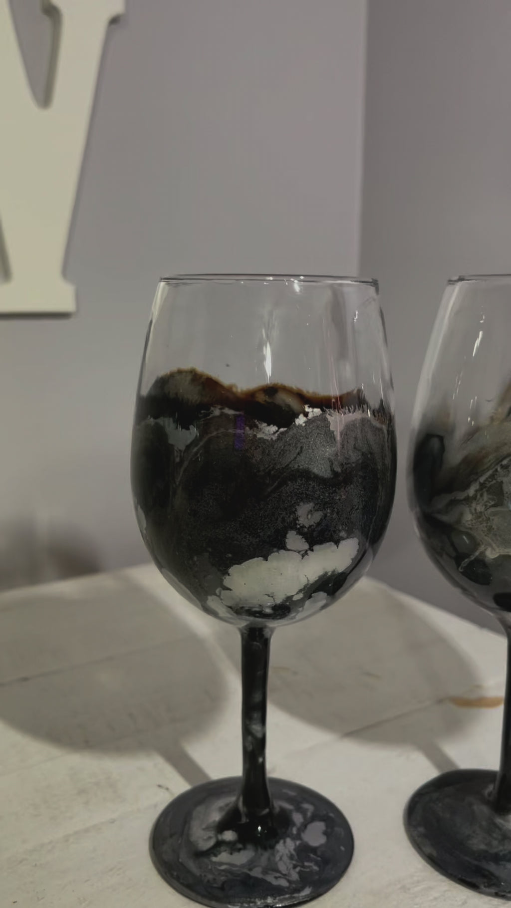 Artisan Urban Chic Wine Glasses & Drinkware